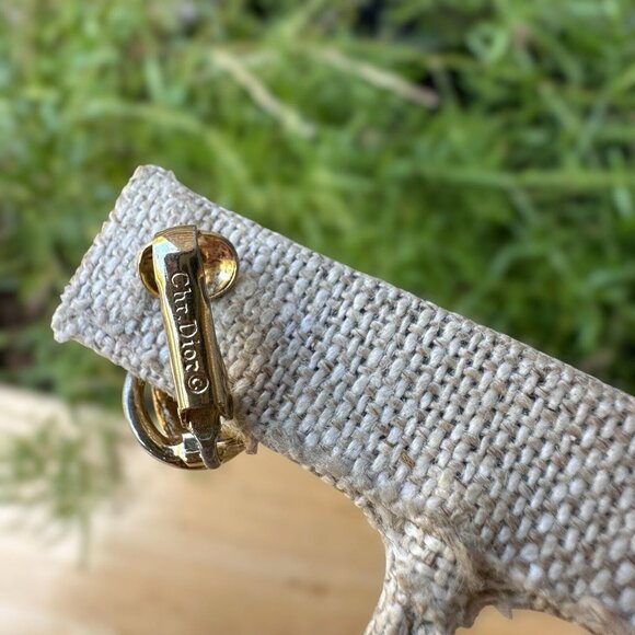 Vintage Christian Dior Clip Earrings Gold Plated Designer Fashion Jewelry 5/8" - Picture 6 of 10